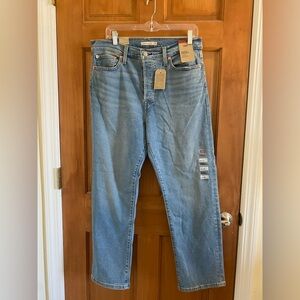 Levi’s Women’s Wedgie Straight Jeans NWT 32Wx28L